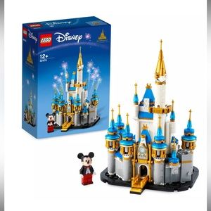 NEW LEGO 50th Anniversary Mini Disney Castle + Mickey Mouse Mini-Figure 40478